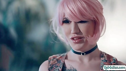 Stud fucks a sexy tranny in the ass in a tight hole