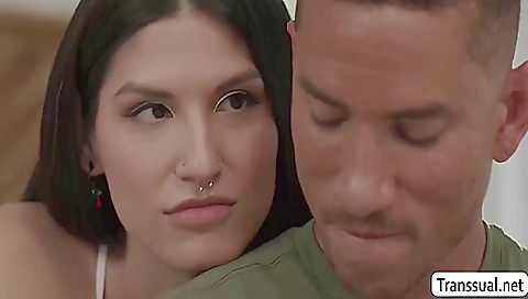 Brunette shemale with a large body fucked in her mouth