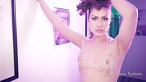 Big ass brunette has an orgasm while playing with her own dildo