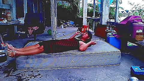 Asian babe with a sexy body shows off her perfect body