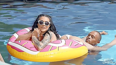 Interracial outdoor story with a hot blonde and a guy