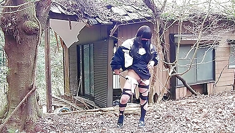 Japanese amateur shemale pissing in abandoned house in the forest
